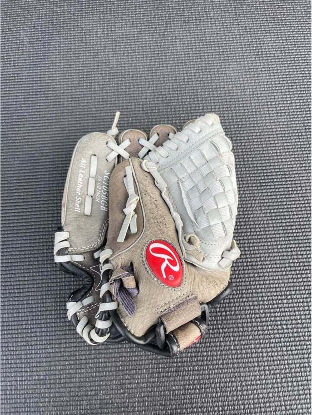 Rawlings SC105BGB 10.5 Inch Baseball Glove